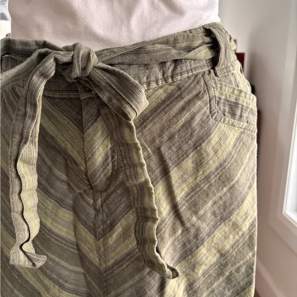 Reitmans Y2K Tie-Waist Midi Skirt 🌿 - Picture 3 of 7